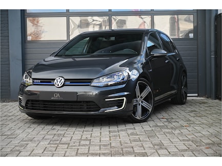 Volkswagen Golf 0