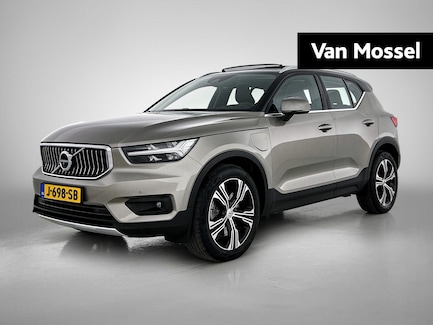 Volvo XC40 0