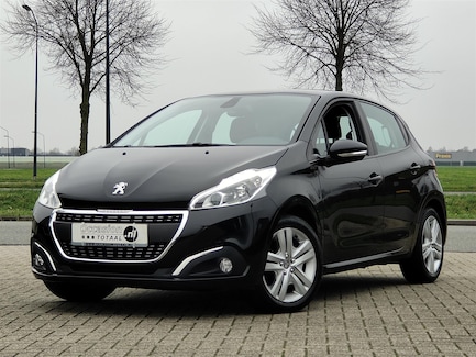 Peugeot 208 0