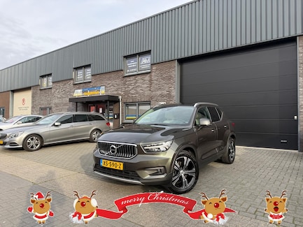 Volvo XC40 0