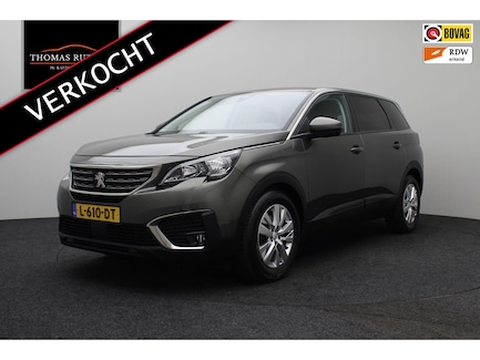 Peugeot 5008 0