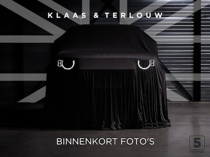 Land Rover Defender 0