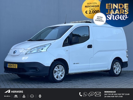Nissan E-NV200 0