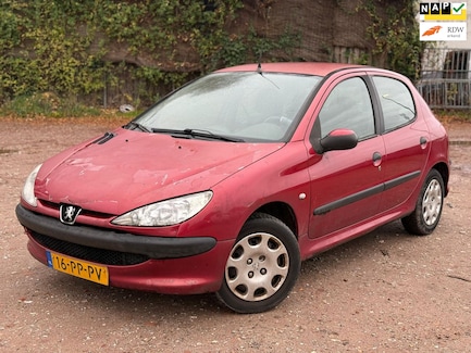 Peugeot 206 0