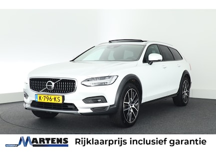 Volvo V90 Cross Country 0