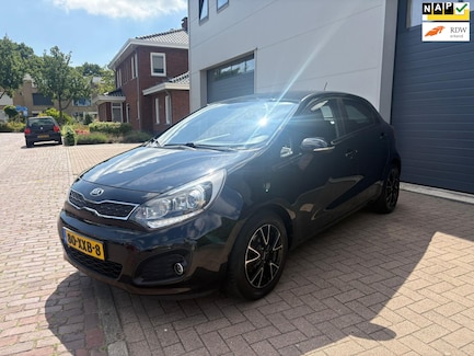Kia Rio 0