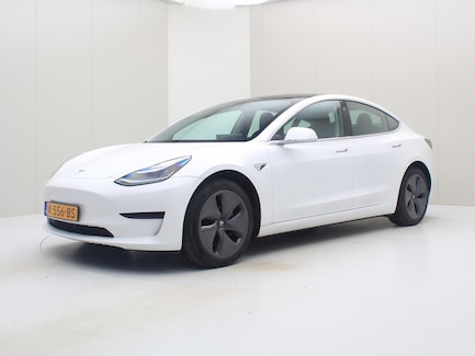 Tesla Model 3 0