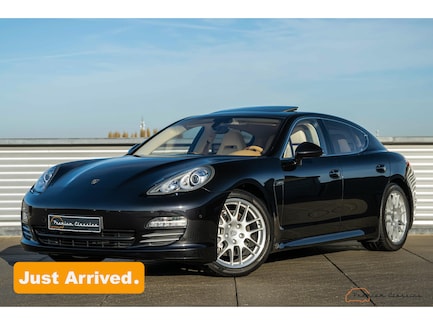 Porsche Panamera 0