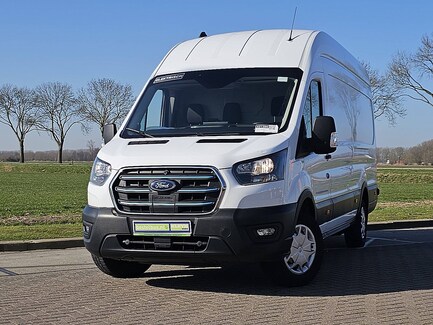 Ford E-Transit 0