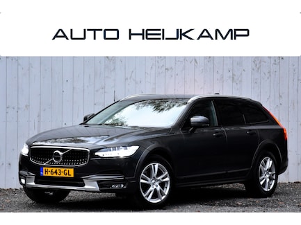 Volvo V90 Cross Country 0