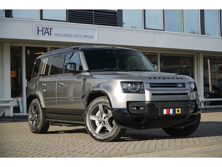 Land Rover Defender 0