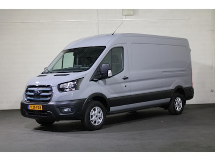 Ford E-Transit 0
