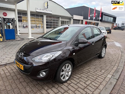 Mazda 2 0