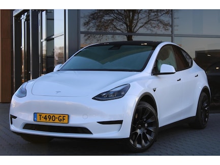 Tesla Model Y 0
