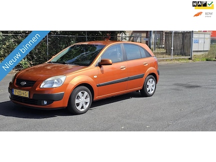 Kia Rio 0