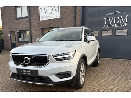 Volvo XC40 0