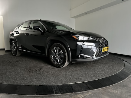 Lexus UX 0