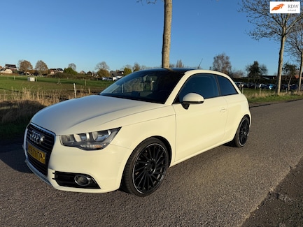 Audi A1 0