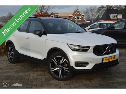 Volvo XC40 0