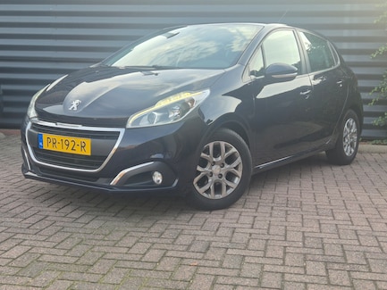 Peugeot 208 0
