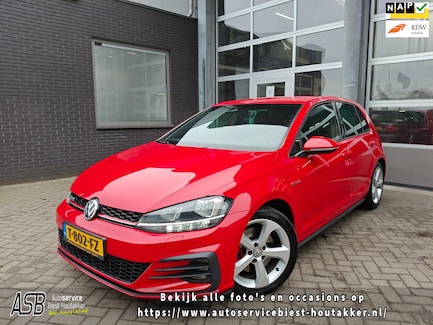 Volkswagen Golf 0
