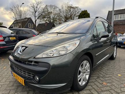 Peugeot 207 0