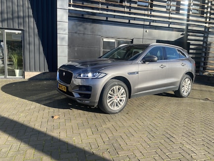 Jaguar F-Pace 0