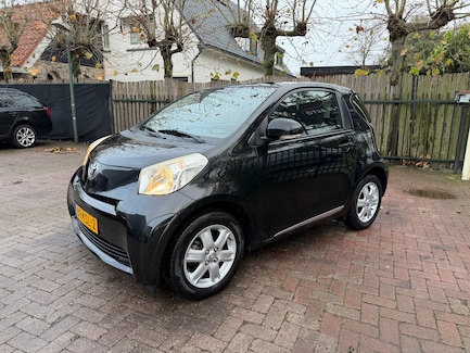 Toyota iQ 0
