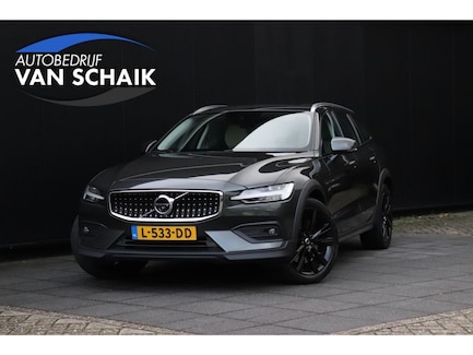 Volvo V60 Cross Country 0