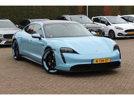 Porsche Taycan 0