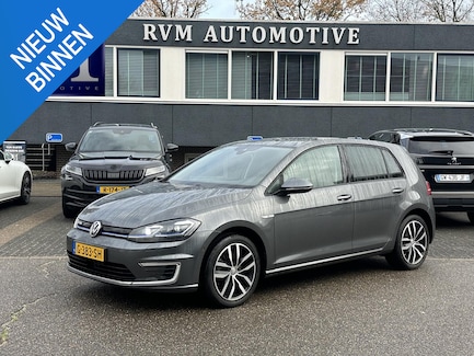 Volkswagen E-Golf 0