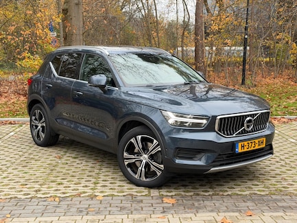 Volvo XC40 0