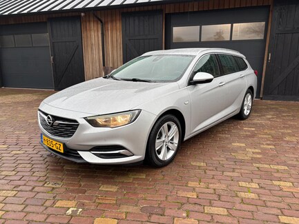 Opel Insignia 0