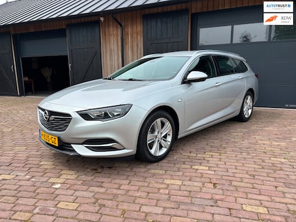 Opel Insignia 0