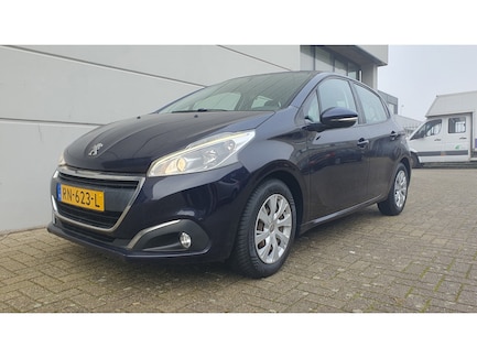 Peugeot 208 0