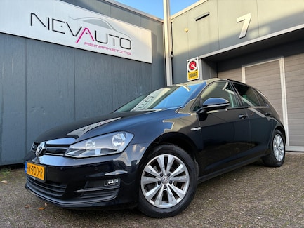 Volkswagen Golf 0