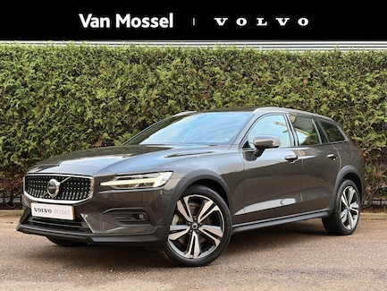 Volvo V60 Cross Country 0