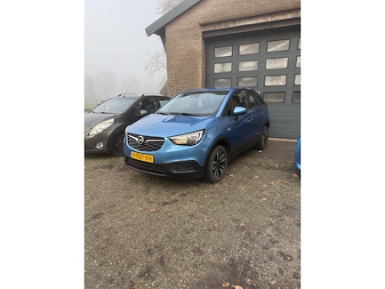 Opel Crossland 0