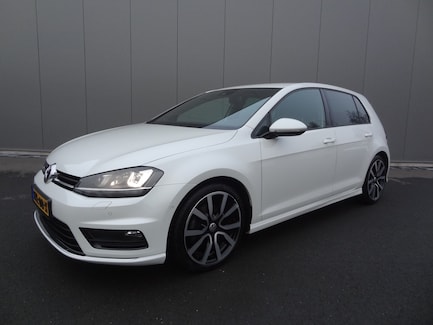 Volkswagen Golf 0