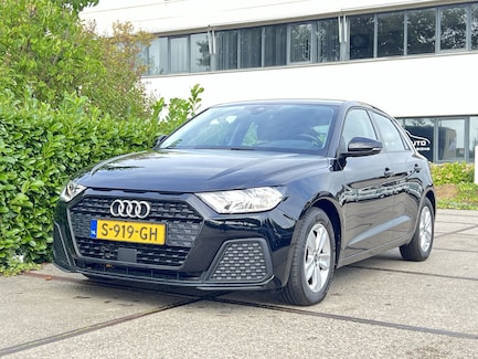 Audi A1 0