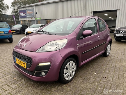 Peugeot 107 0