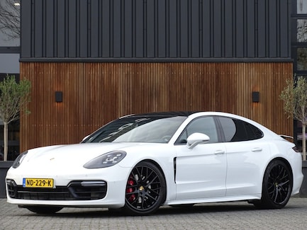 Porsche Panamera 0