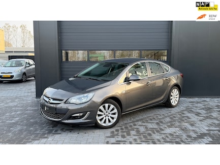 Opel Astra 0