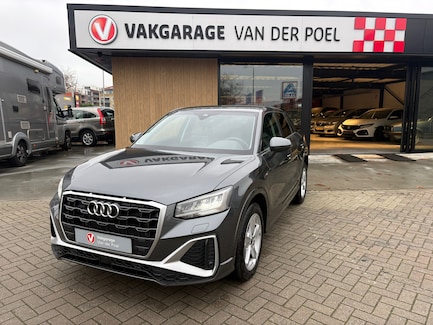 Audi Q2 0