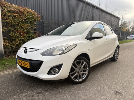Mazda 2 0