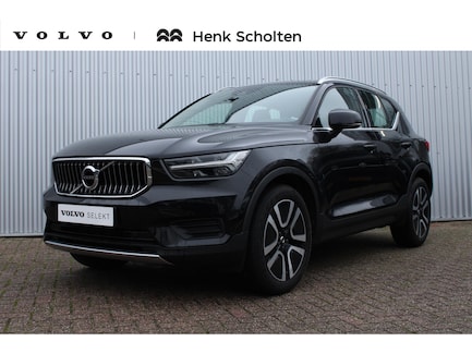 Volvo XC40 0