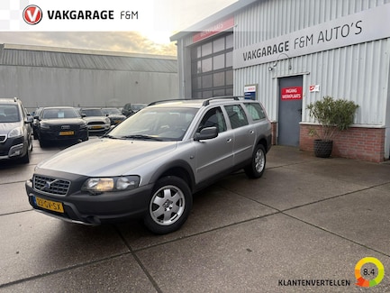 Volvo V70 Cross Country 0