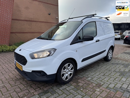 Ford Transit Courier 0