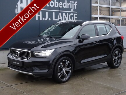 Volvo XC40 0