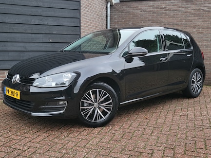 Volkswagen Golf 0